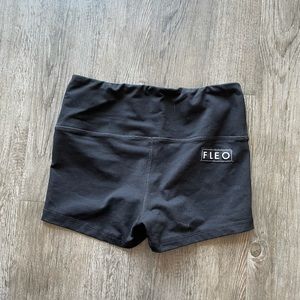 Fleo Black Shorts 3.25